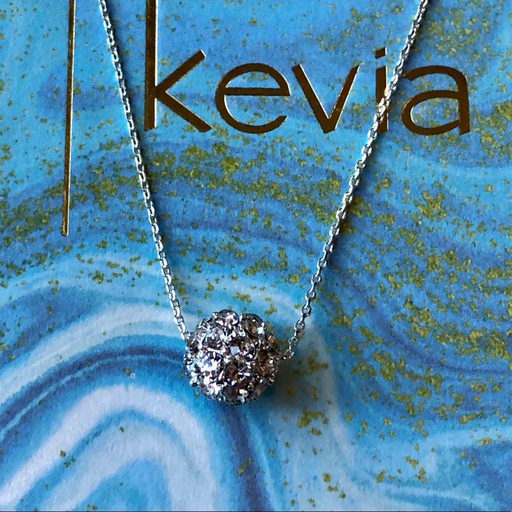Kevia Silver Sparkly Date Night Necklace